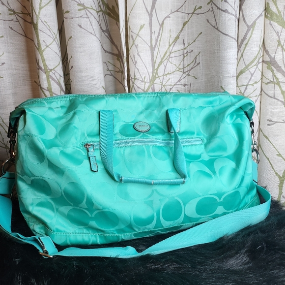 COACH overnight bags - Picture 3 of 3